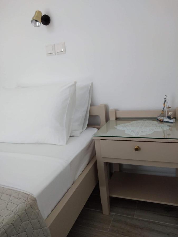 Nick'S Studio 2 Parikia  Ngoại thất bức ảnh